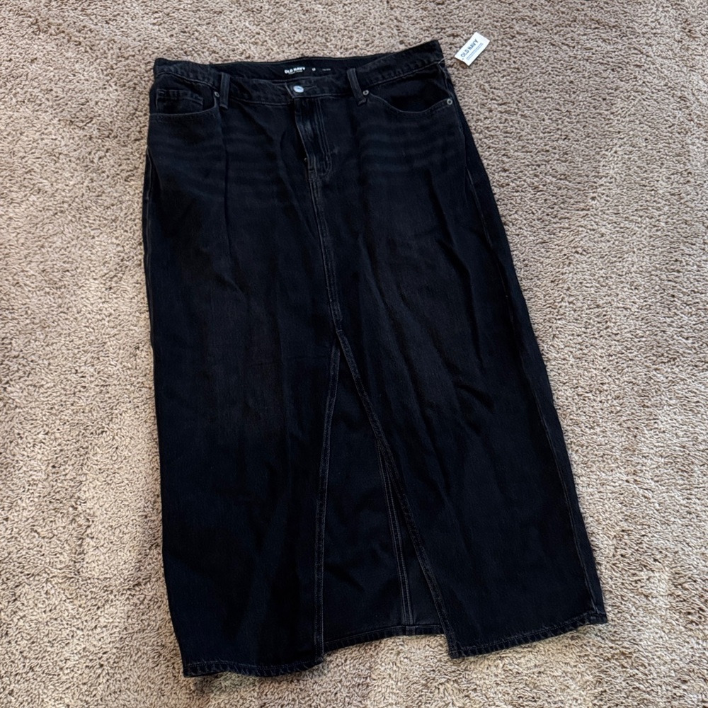 Old Navy Black Denim Pencil Skirt